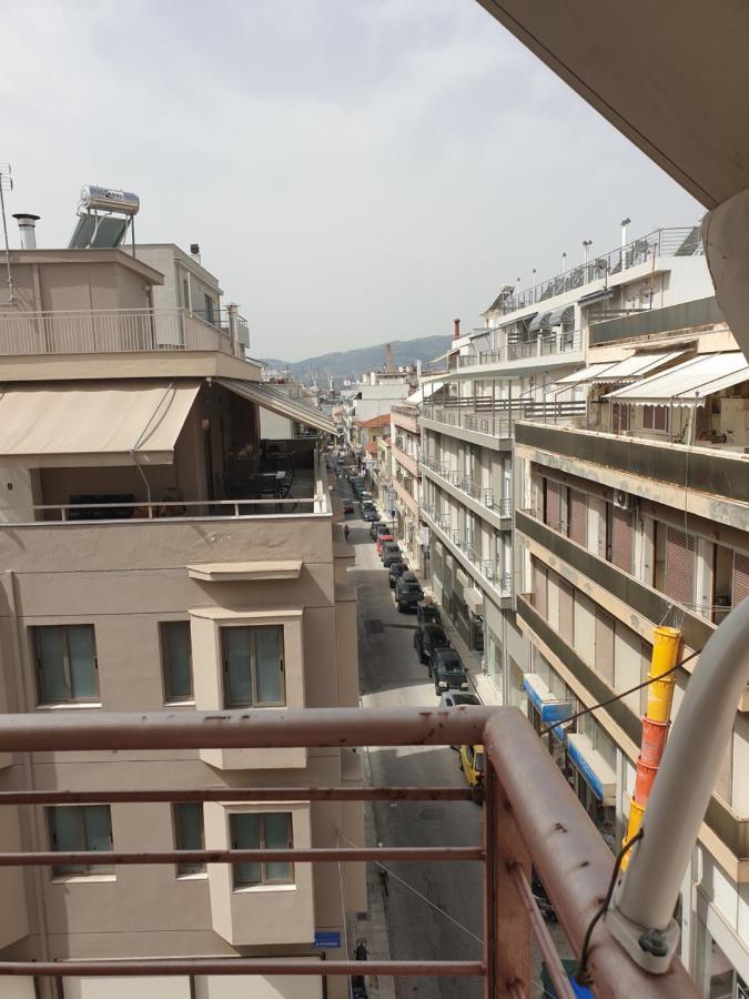 Comfortable Apartment In The Center Of Volos Very Close To The Port Exteriör bild